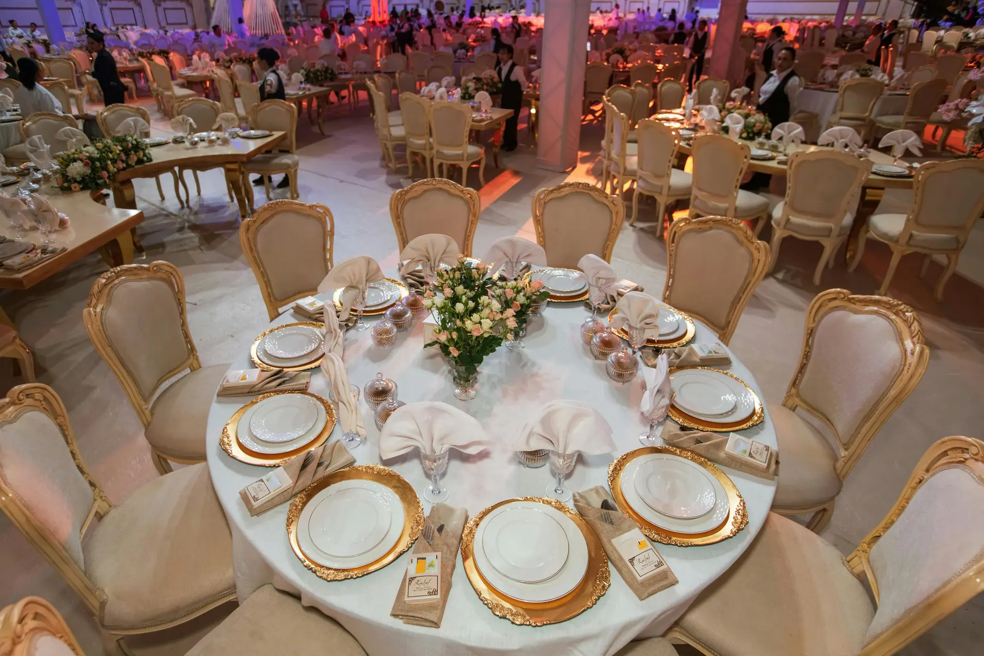 image of a dining table and chairs